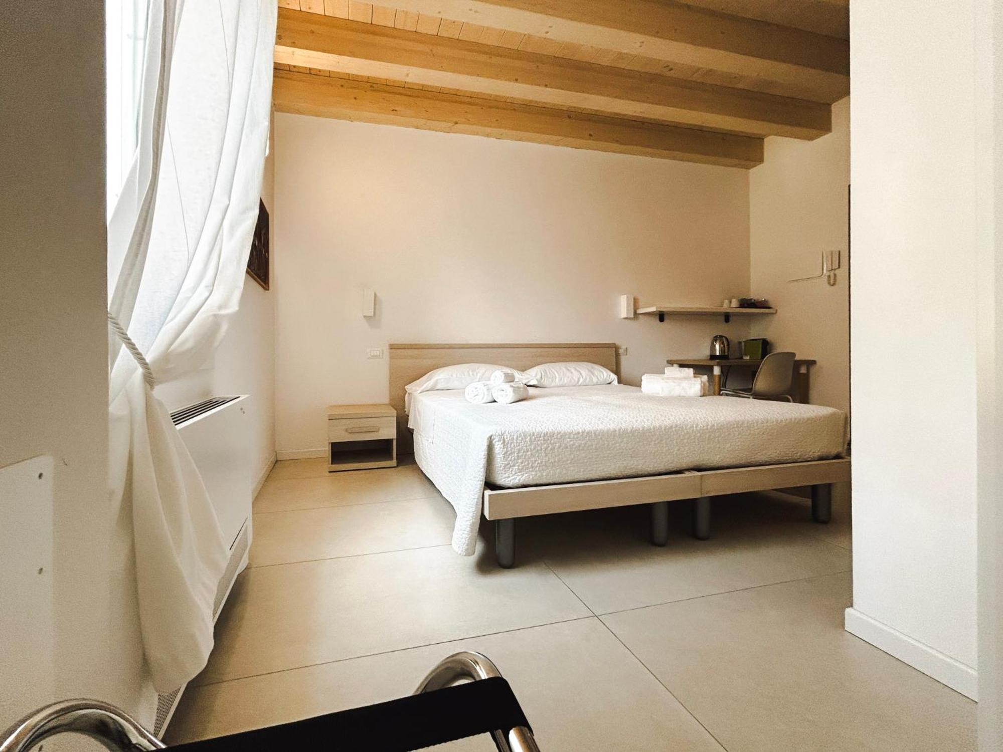 Via Poma Rooms Верона Екстериор снимка